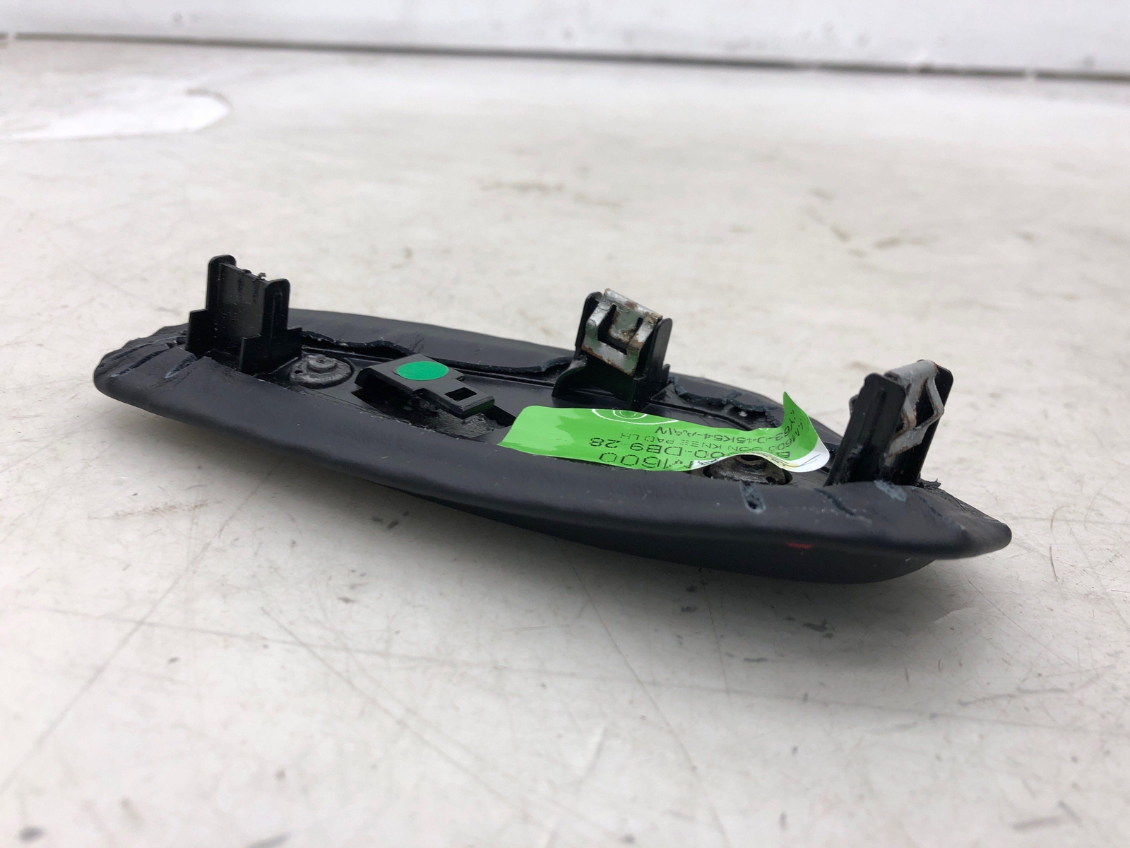 2019-2023 ASTON MARTIN VANTAGE CONSOLE KNEE PANEL BLACK LEATHER KY63-045K55-AAW