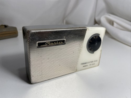 STANTEX TRANSISTOR SIX RADIO FOR PARTS TR-222 ULTRA RARE JAPAN W/CASE - Picture 5 of 22