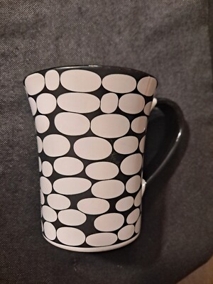 Everyday Gibson Black and White Mug - Very Nice-   e8772dxx