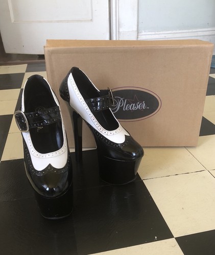 Pleaser Wingtip Smoking Stilettos 