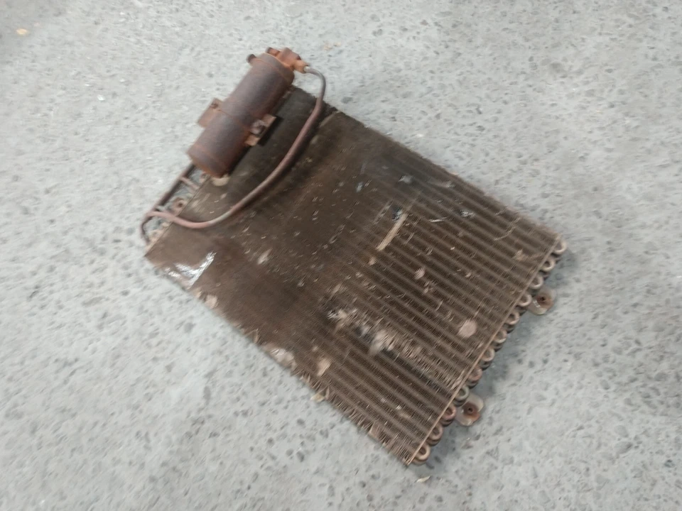 Condensador de aire acondicionado Mopar carrocería B Dodge Polara 440 330 Plymouth Fury 63 64 Foto 3 de 4