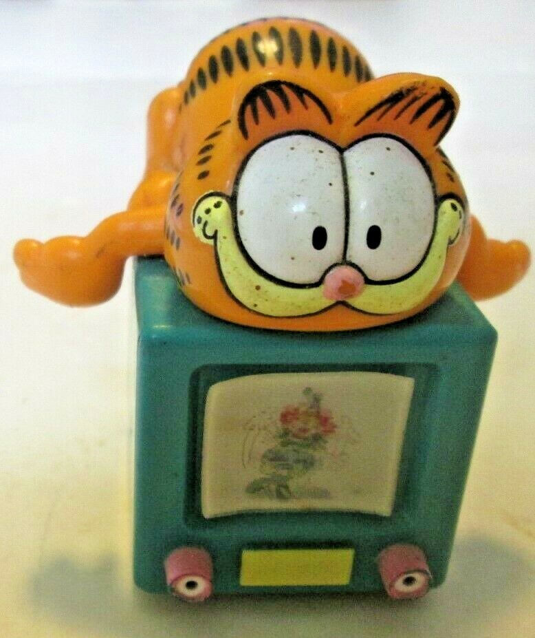 Vintage GARFIELD Cat Figure on flicker TV rolling toy 2.5