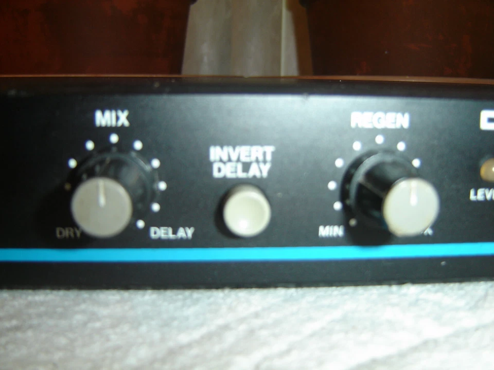 MXR M-175, Digital Time Delay, Echo, Double, Chorus, Flange, 320ms, Vintage Rack - Image 4 of 4