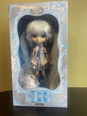 Groove Pullip 2011 Snow Yuki Miku Hatsune Doll P-037 Vocaloid In US-COMPLETE