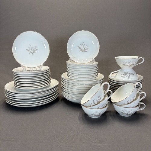 Kaysons Golden Rhapsody Fine China Dinnerware Set Replacements Coupe Gold Trim