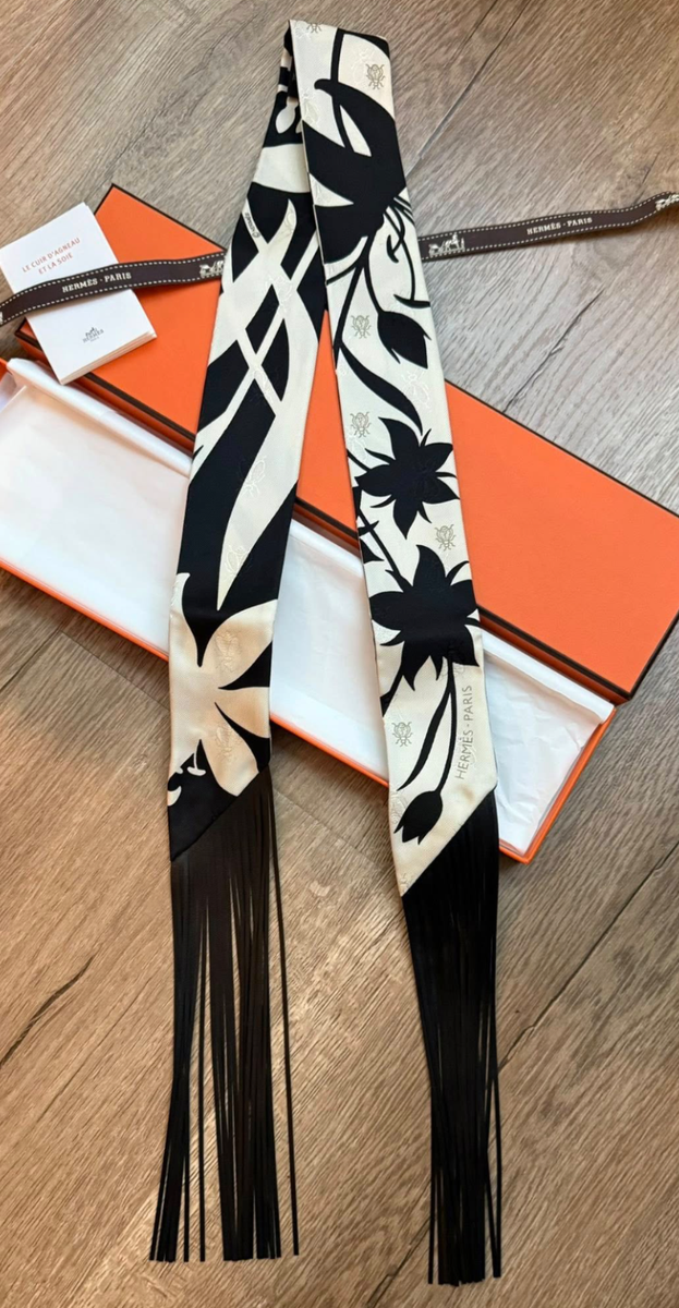 New Hermes Bouquet Final leather fringe Twilly Leather Crème