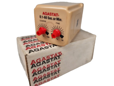 Agastat SCARX011XXAPXA Zeitrelais 0,1-60 Sec/Min 120V 8-polig NOS mit Box