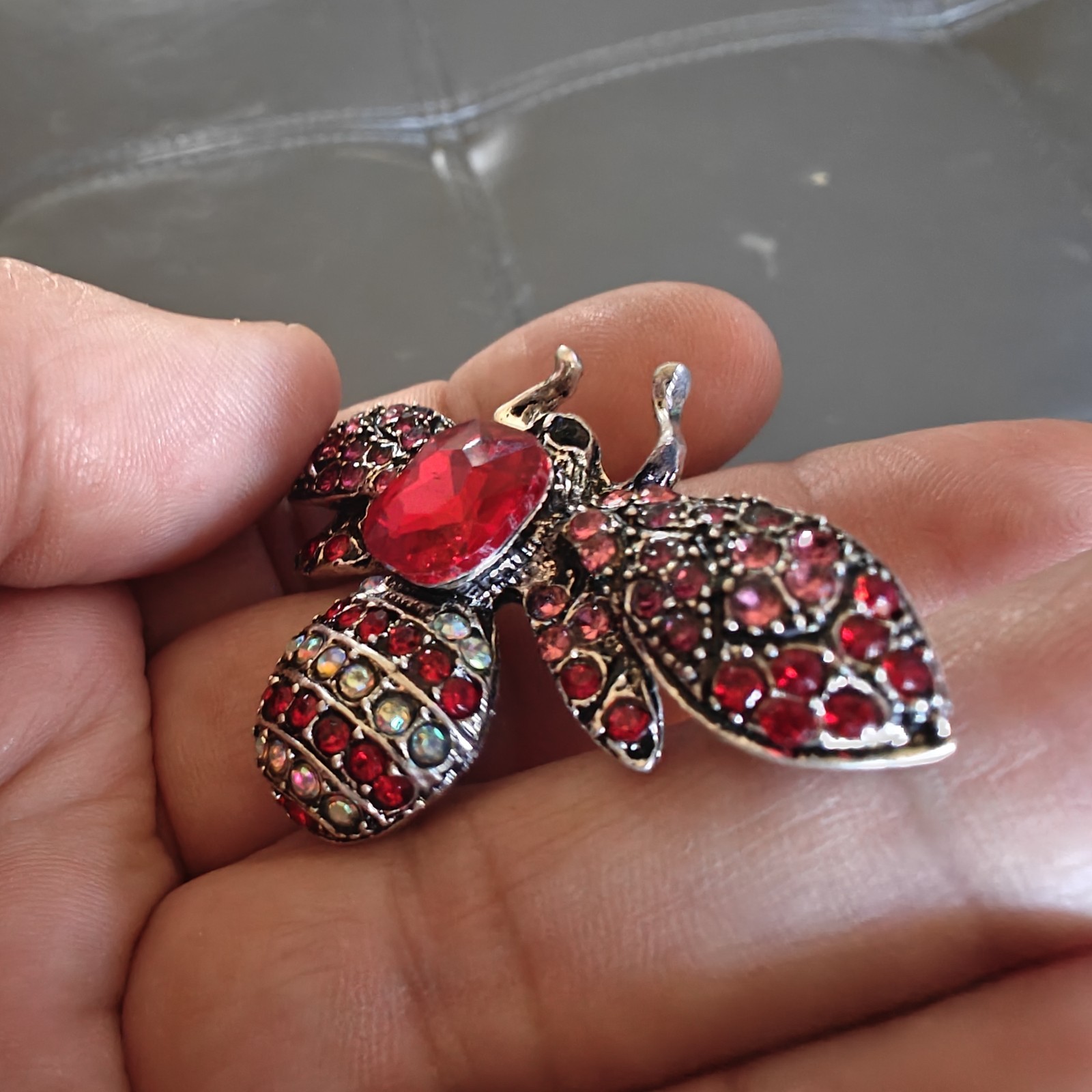 Bumble Bee - image 4