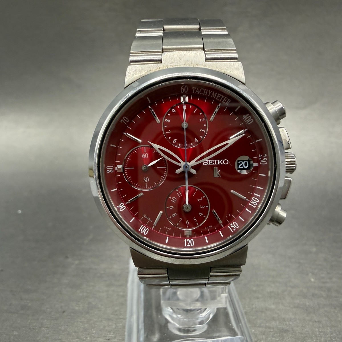 Seiko Lukia Chronograph Watch Women 35mm Red Dial Silver Dial Date 