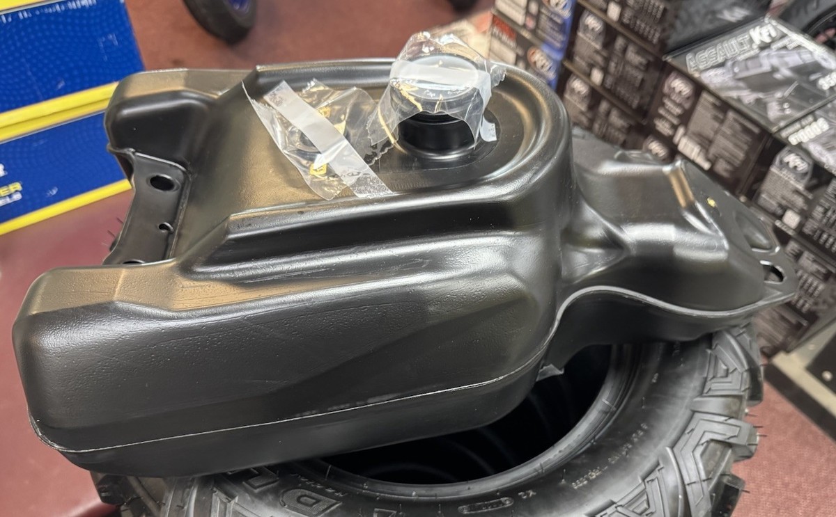 2000-2003 Honda TRX350 Fourtrax Rancher 350 2X4 4X4 Fuel Tank OEM