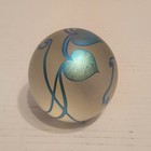 Robert Eickholt Hearts And Vines Glass Paperweight Signed 1985 — photo 3