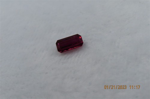 Beautiful  2.64ct  Rubellite Tourmaline - Picture 14 of 19