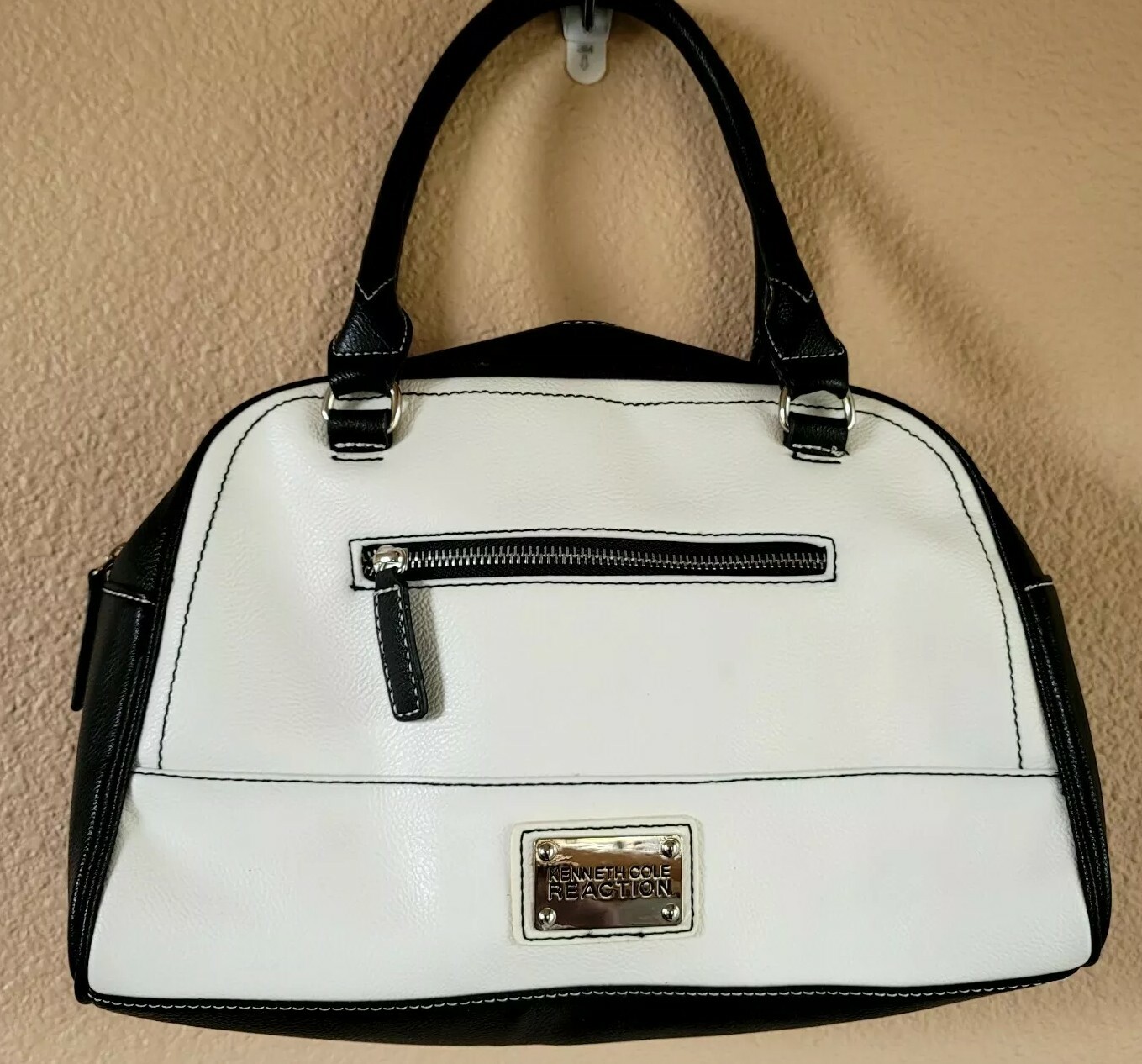 COLE REACTION White & Black Silver Hardware Handbag Purse EUC