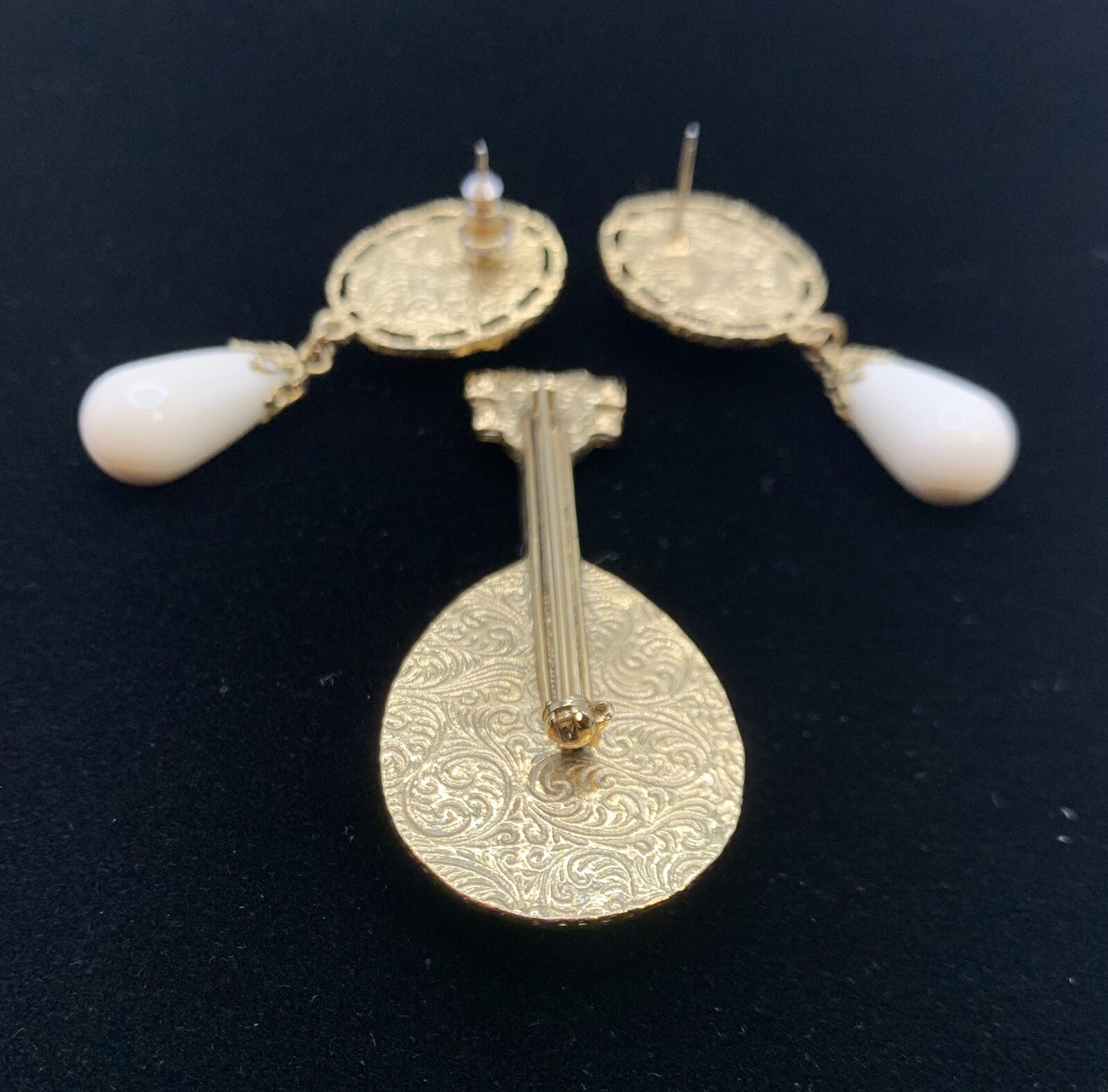 Vintage Rare Loree Mandolin Shaped Pin & Rose Earring… Gem