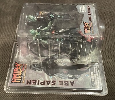 Hellboy Animated Deluxe Action Figure Abe Sapien Moc Gentle Giant
