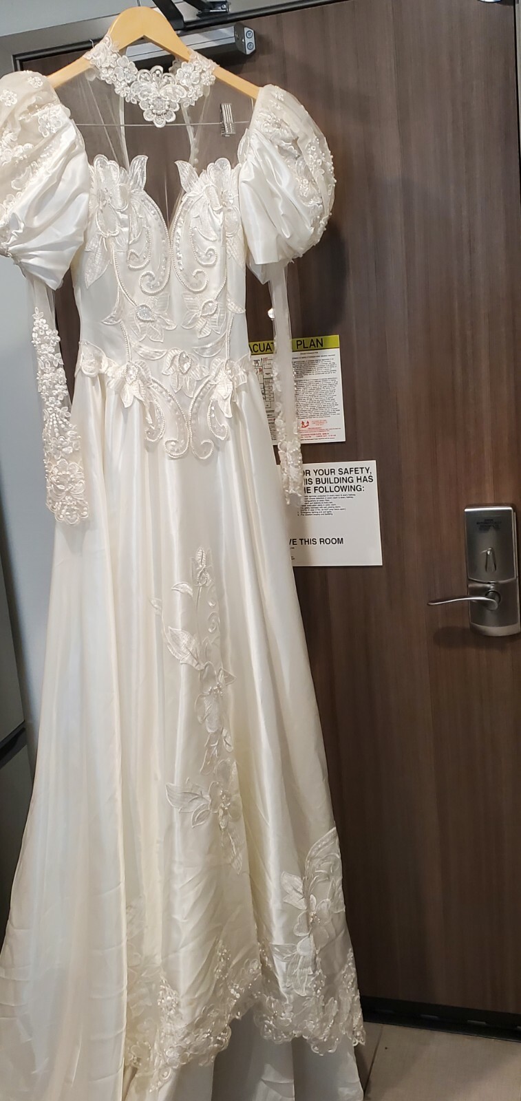 Vintage Victorian Beaded Wedding Ball Gown With Train… Gem