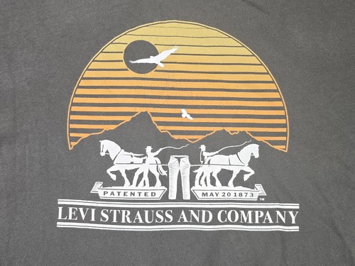 Levi's Classic Fit Long Sleeve Tee T-Shirt Herren Gr. XL Grün Grafikdruck - Bild 3 von 6