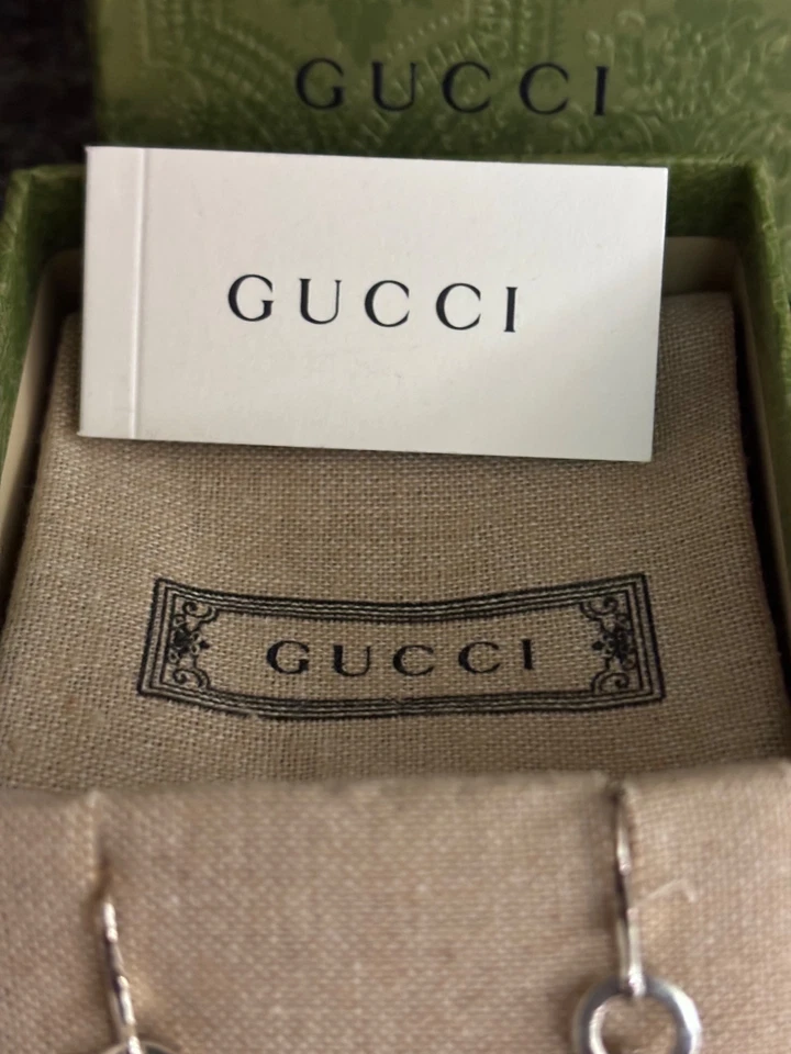 Pendientes colgantes Gucci Italia plata esterlina logotipo en relieve redondos con caja bolsa Foto 4 de 4