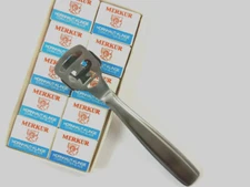 Pedicure Callous Callus Shaver Foot Hard Skin Corn Remover Tool 100 Blades Razor