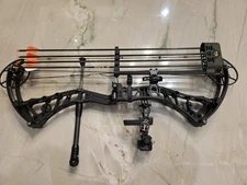 2025 Bowtech Archery Virtue RH 70lb 25-30”  Black Compound Bow