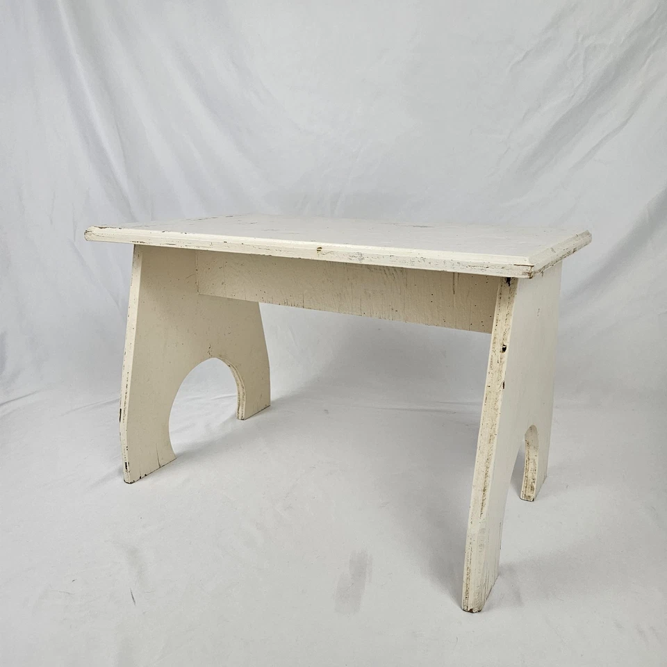 Vintage Farm Milking Stool Footstool Plant Stand Primitive Painted Wood - Image 3 of 4