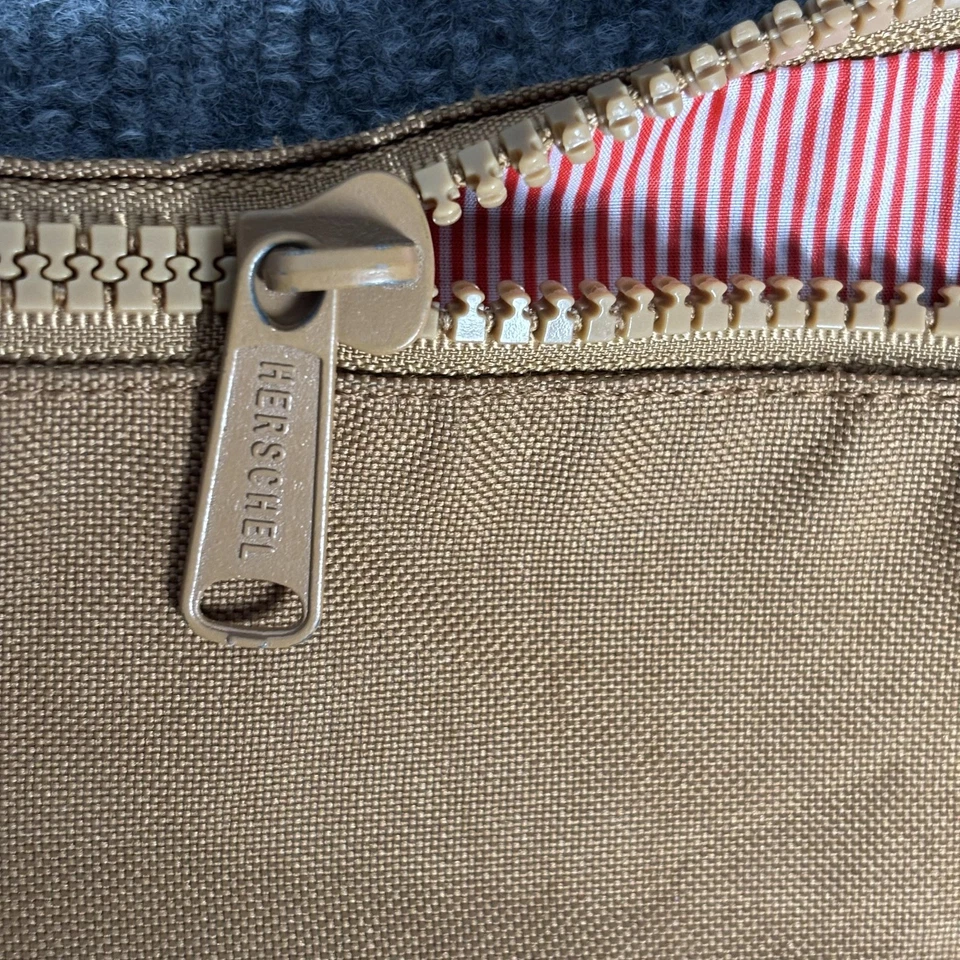 Herschel Supply Co Duffel Bag Tan Blue Canvas Weekender Travel Shoulder Strap - Image 3 of 4