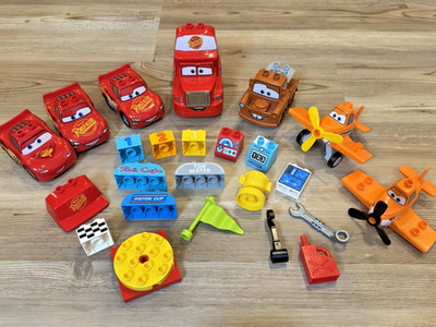 Lego Duplo Disney Cars & Planes Lightning McQueen Mac Mater Lot Retired