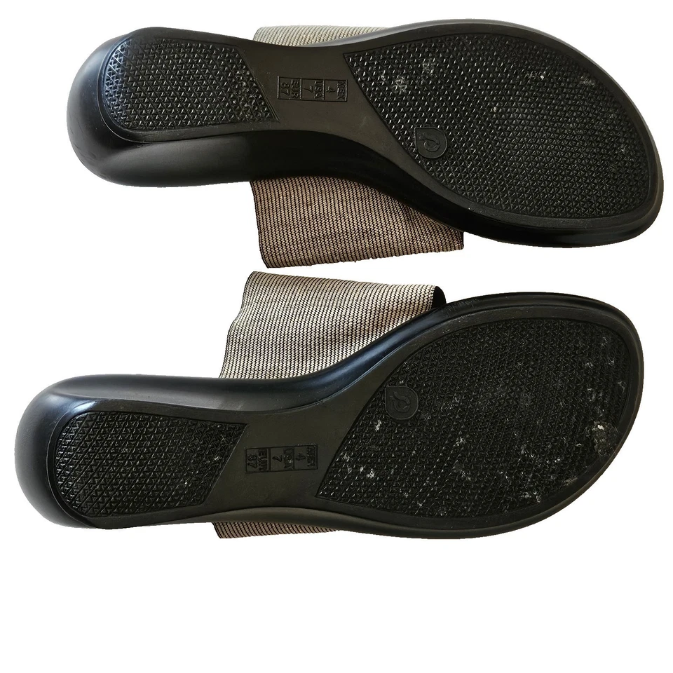 Sandálias Charleston Shoe Company Hilton tanga anabela sapatos de linho dourado 7 - Imagem 3 de 4