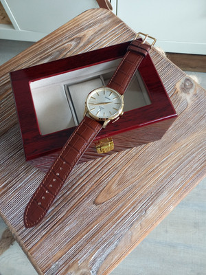 Pulsar Herrenuhr Saphirglas, gold, 2 Armbänder, plus Uhrenbox  3 Uhren, NEU !!