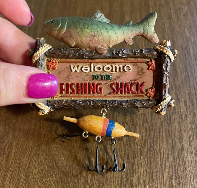 Sign WELCOME TO THE FISHING SHACK Resin Christmas Ornament 4"