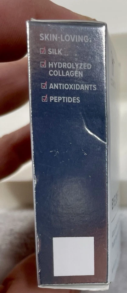 NIB IT Cosmetics Bye Bye Pores Airbrush Finish PressedPowder-Translucent-0.31oz - Image 4 of 4