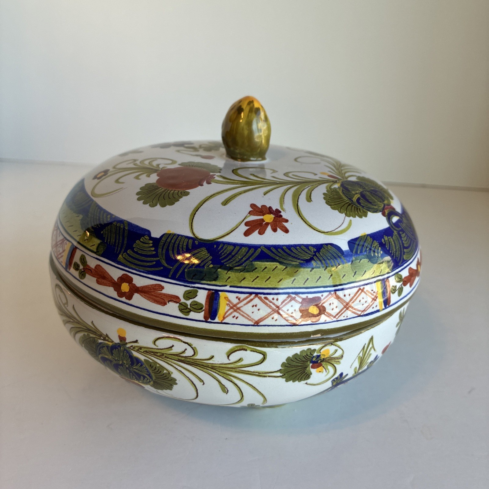 "Garofano Faenza" Blue Carnation Italian Pottery Lidded Bowl Candy Dish READ