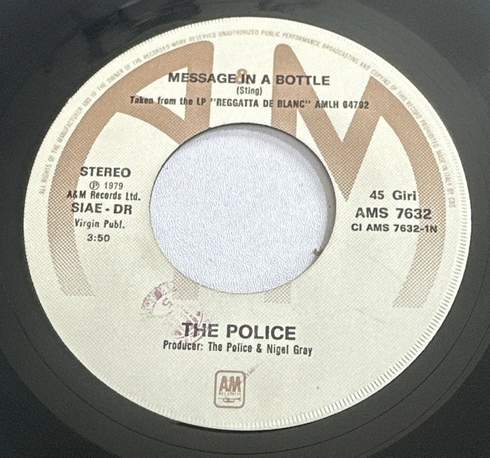 The Police 'Message In A Bottle' 7" Italian  Issue  Vinyl Record VG+ / VG - Image 4 of 4