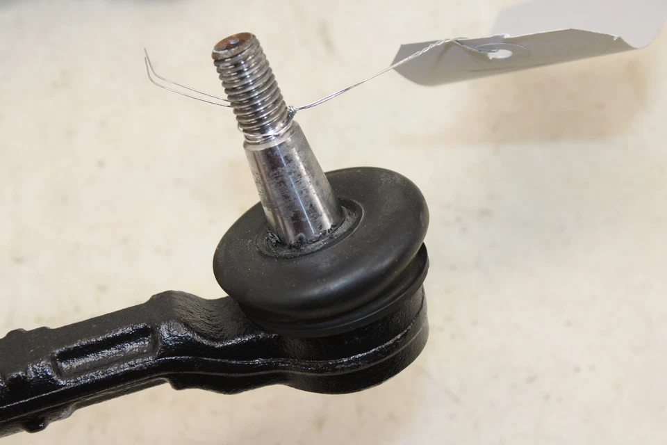 1997-2004 Chevrolet Corvette Rear Left Partial Control Arm Set OEM NF51 - Image 2 of 4