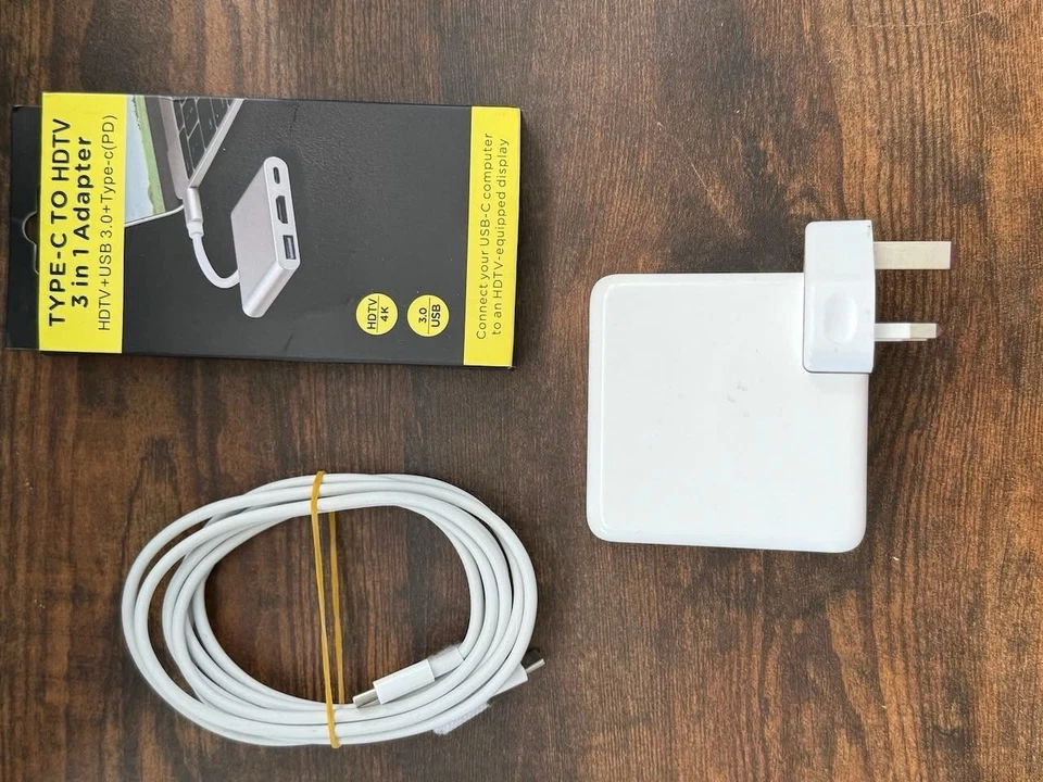 Apple MacBook Pro 15" 2018 · i7 · 32GB · 512GB, photo 4 of 5