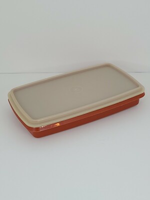Vintage Tupperware Lunchmeat Deli Keeper Container 816 w/Lid Red/Orange Color
