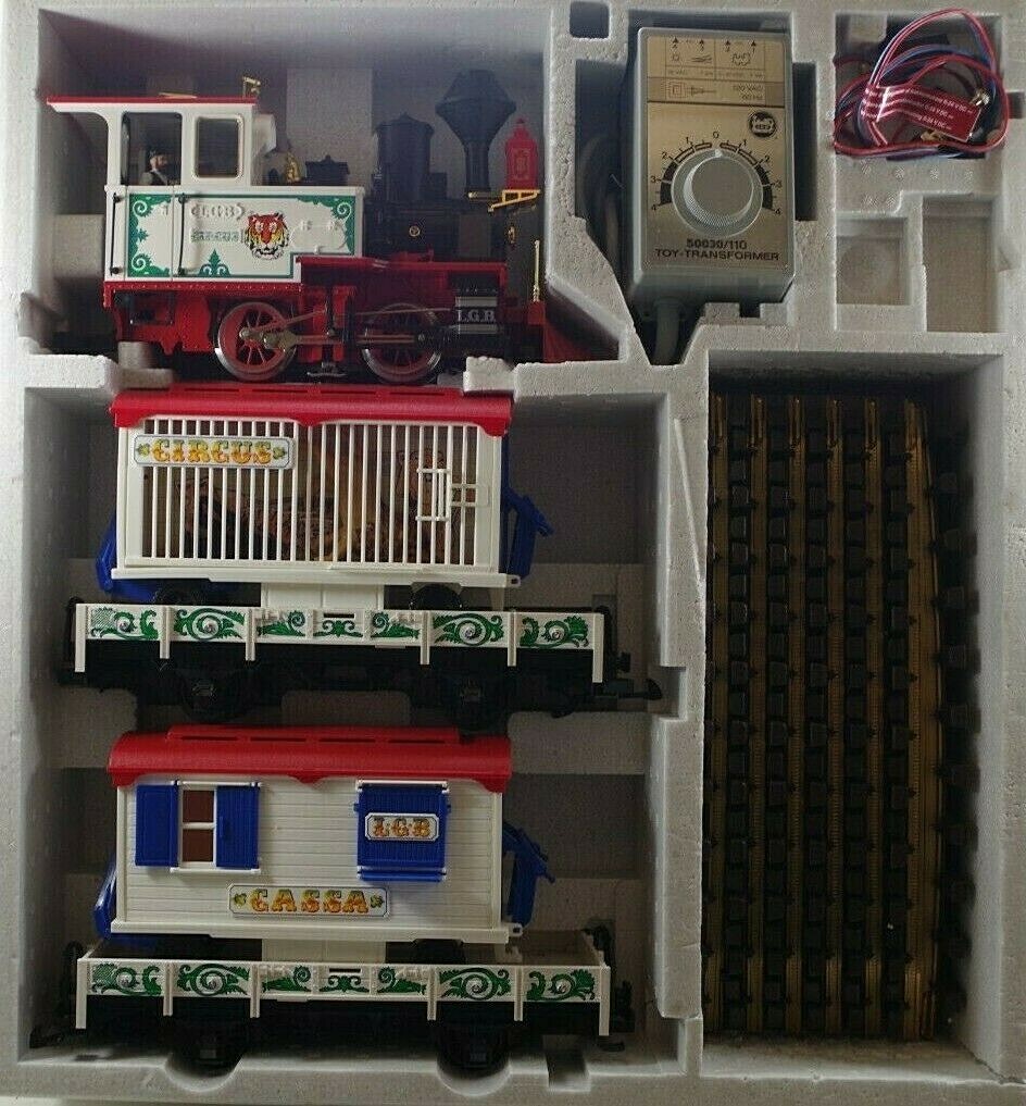 LGB CIRCUS TRAIN STARTER SET LOCO-2 CARS-TRACK-TRANSFORMER #72910