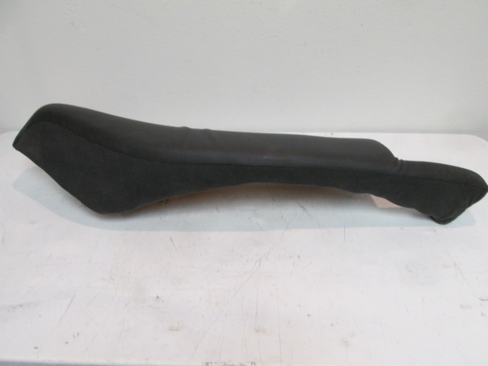 Maserati Quattroporte 05-08- Rear RH Arm Rest / Door Panel - Black