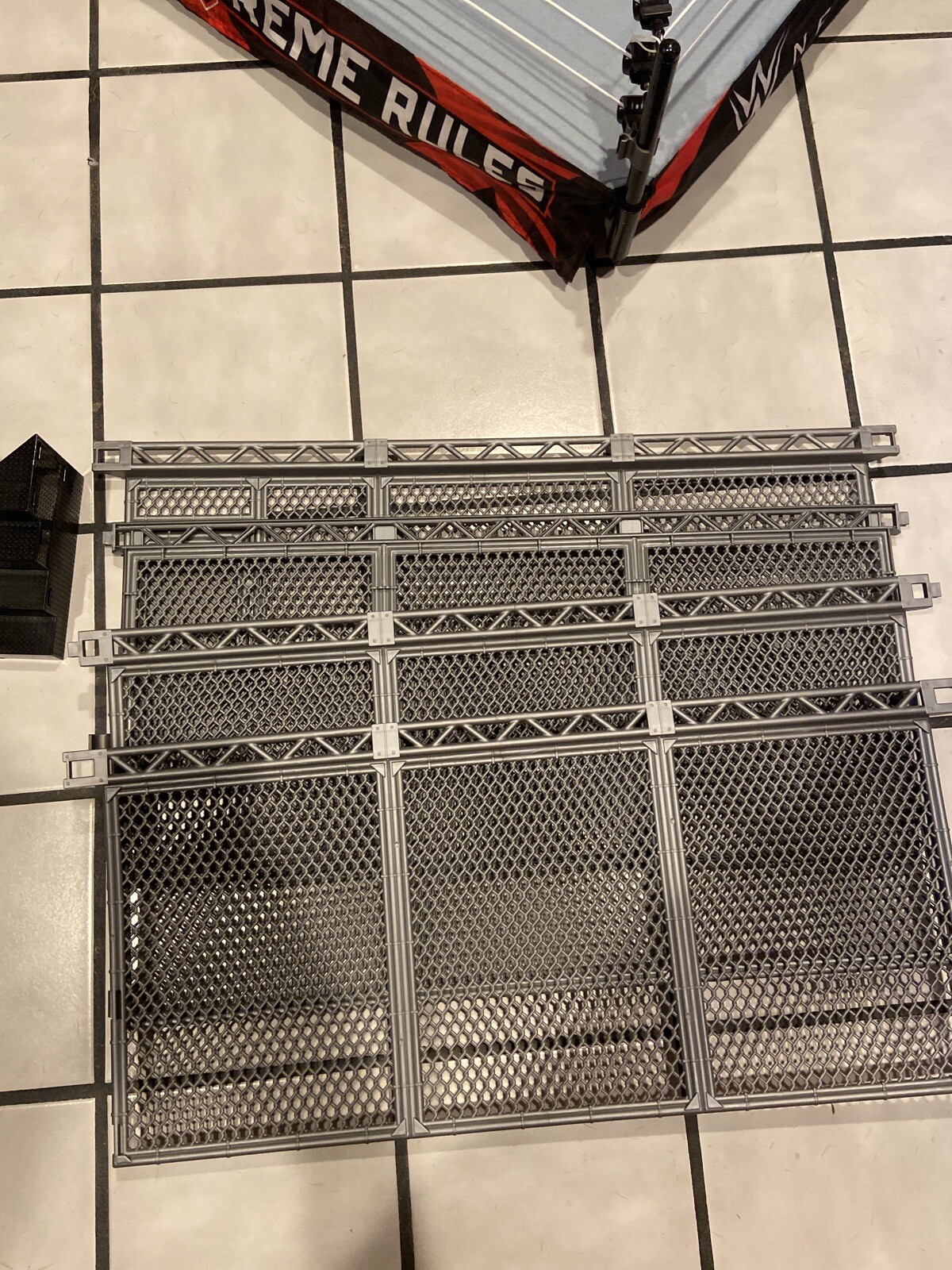 wwe authentic scale steel cage