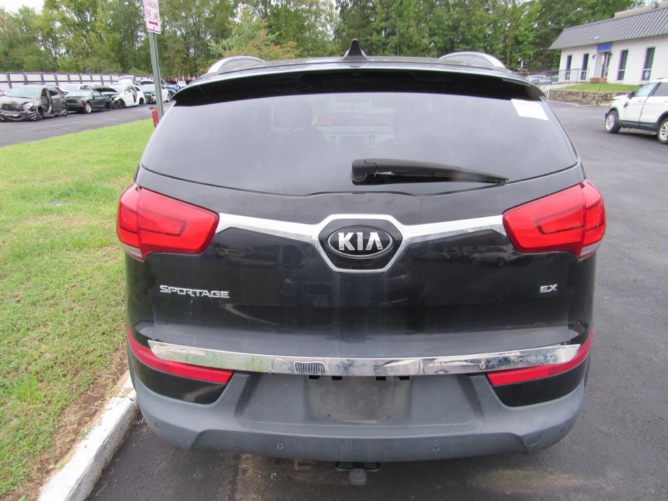 Faro antiniebla izquierdo 14 15 16 KIA SPORTAGE Foto 3 de 4