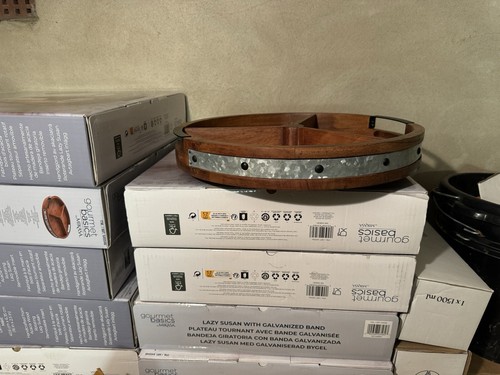 Mikasa Lazy Susan with Removable Divider - Picture 2 of 4