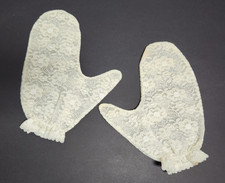 Vintage Womens Unique Lace Flowers Mittens Gloves Off White Color Size M/L