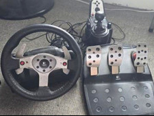 Logitech G25 Driving Force Racing Wheel Set w/ Pedals & Shifter Force Feedback
