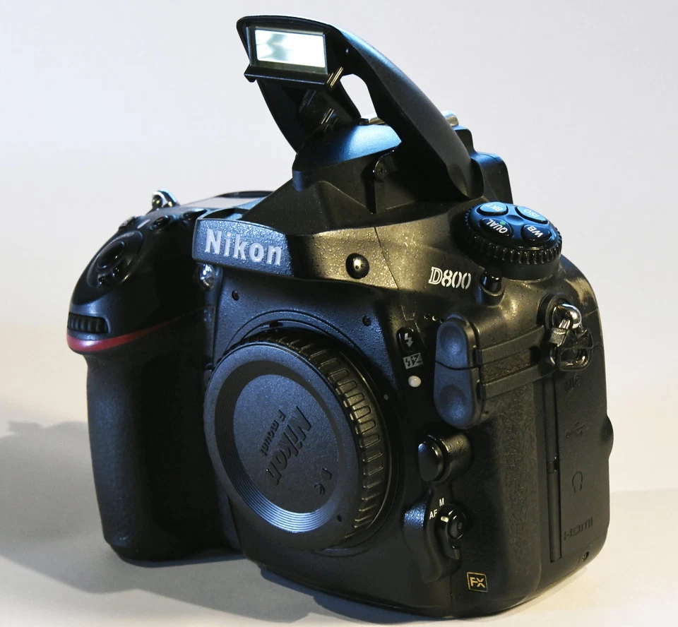 Nikon D800, photo 1 of 5