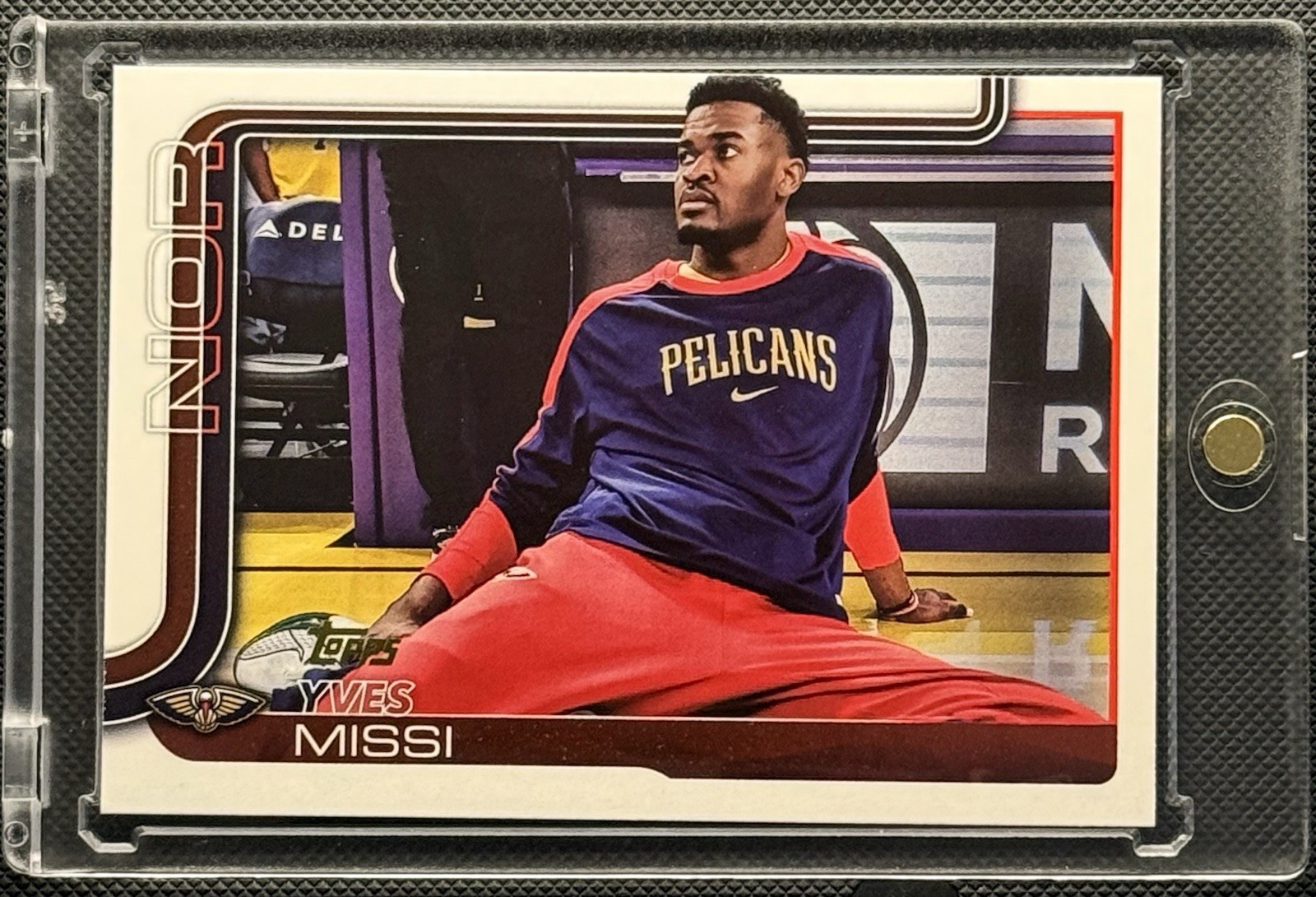 TOPPS 2025 NBA FLAGSHIP #191 YVES MISSI GOLDEN MIRROR SSP CASE HIT