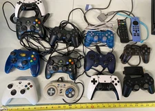 video game controller lot PS1 PS2 XBOX Madcatz PC Propad4 Logitech controllers