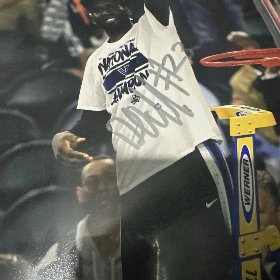 Daniel Ochefu Villanova Autograph Signed National Championship 8x10 - Image 2 of 3