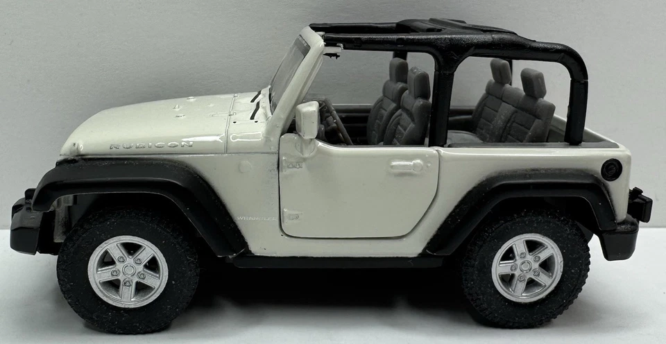 WELLY 1/34 Scale Jeep Wrangler Rubicon White No Box Missing Spare Tire - Image 2 of 4