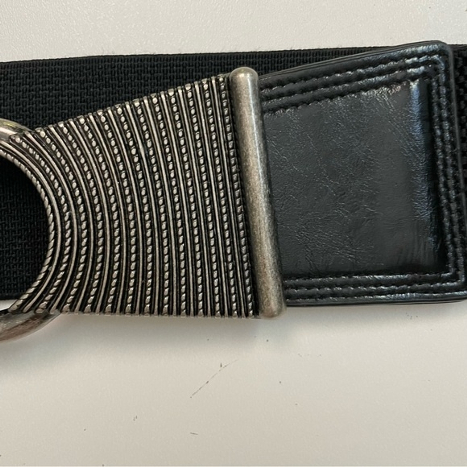 Picture 4 of 11