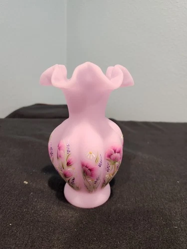 FENTON 2007 ONE OF A KIND VICKI CURREN MINI VASE w STUNNING FLORAL DESIGN